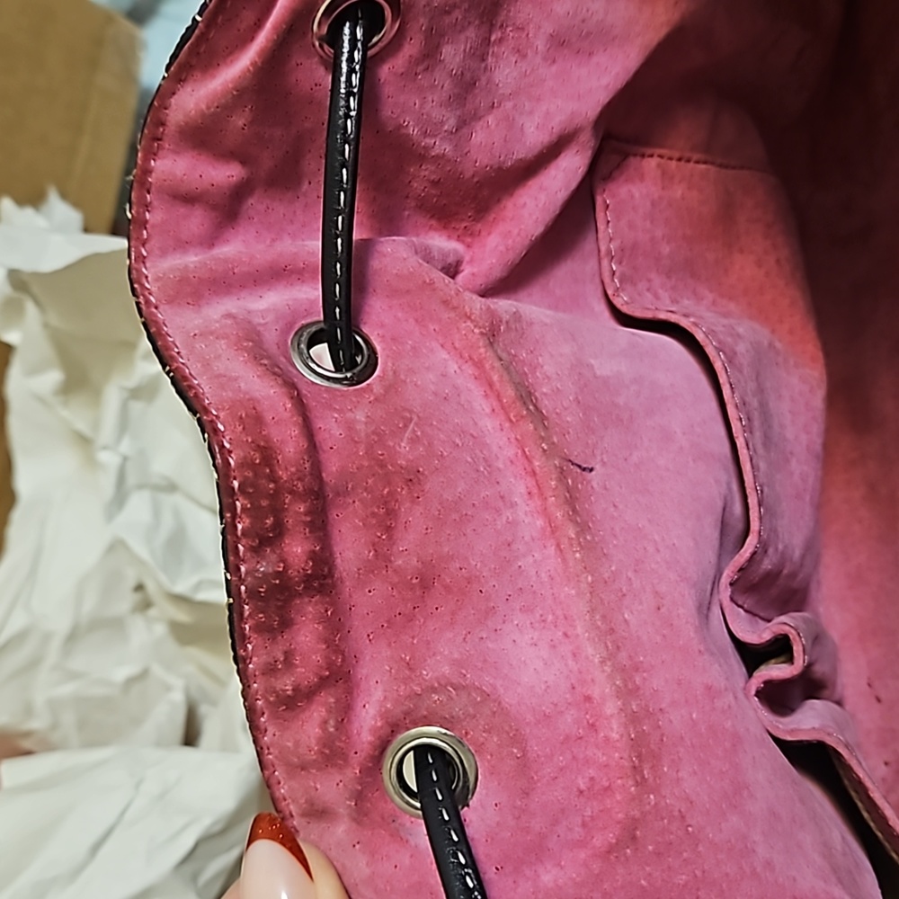 Kate Spade New York Black Fabric and Fuchia Suede Interior. - Picture 11 of 13